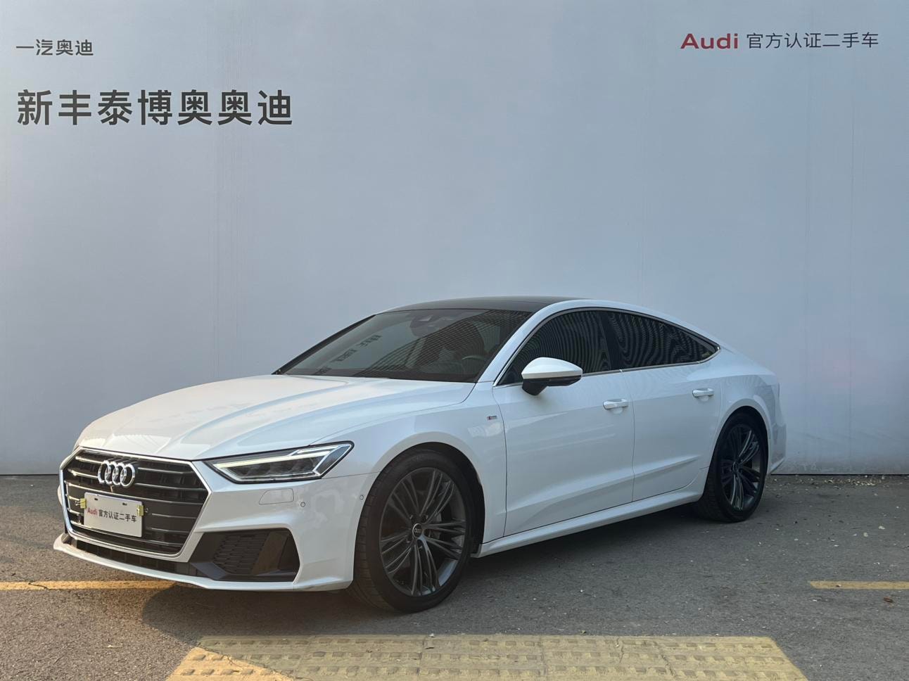 Main__Slider__Photo:undefined undefined 2023-0