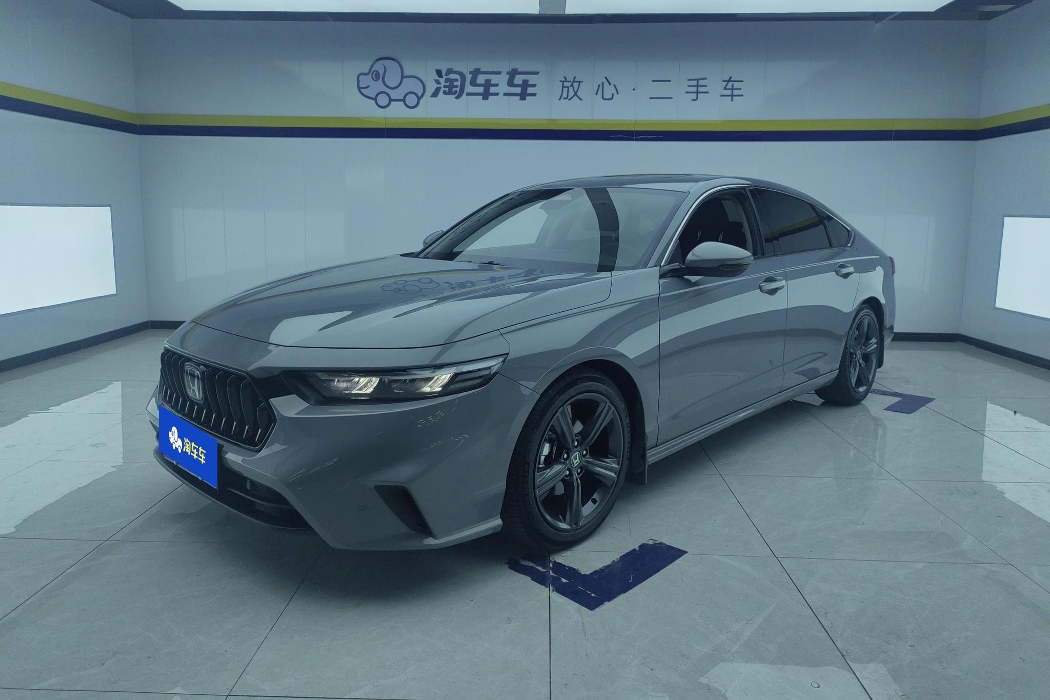 Main__Slider__Photo:undefined undefined 2023-0
