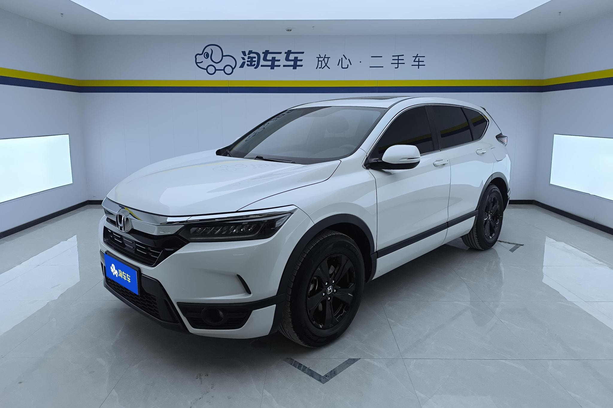 Main__Slider__Photo:undefined undefined 2021-0