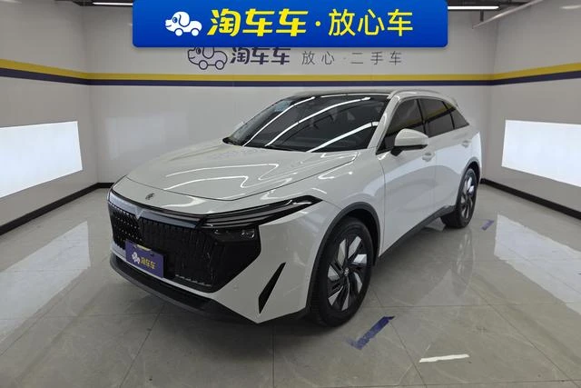 Main__Slider__Photo:undefined undefined 2023-0