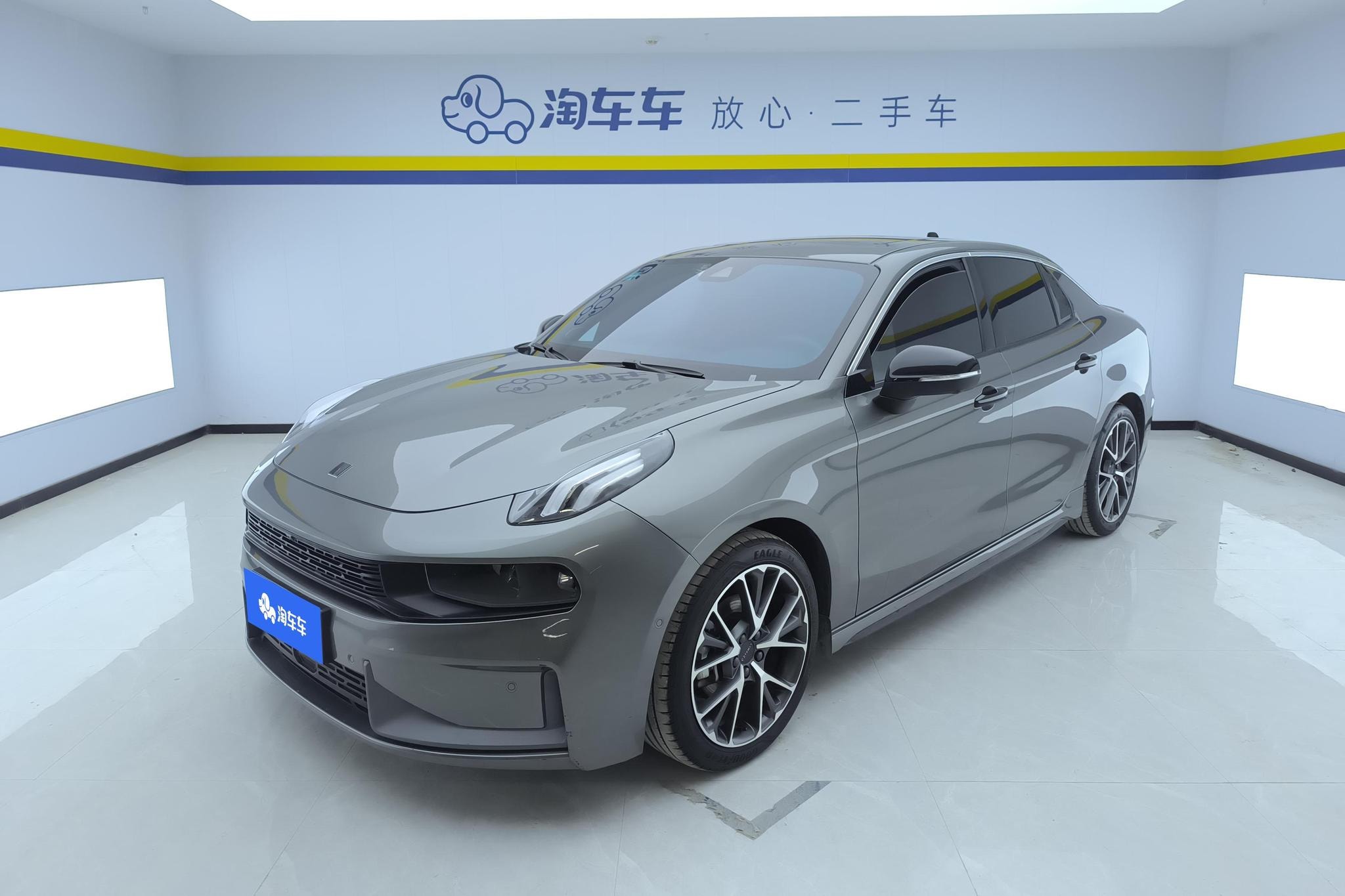 Main__Slider__Photo:undefined undefined 2022-0