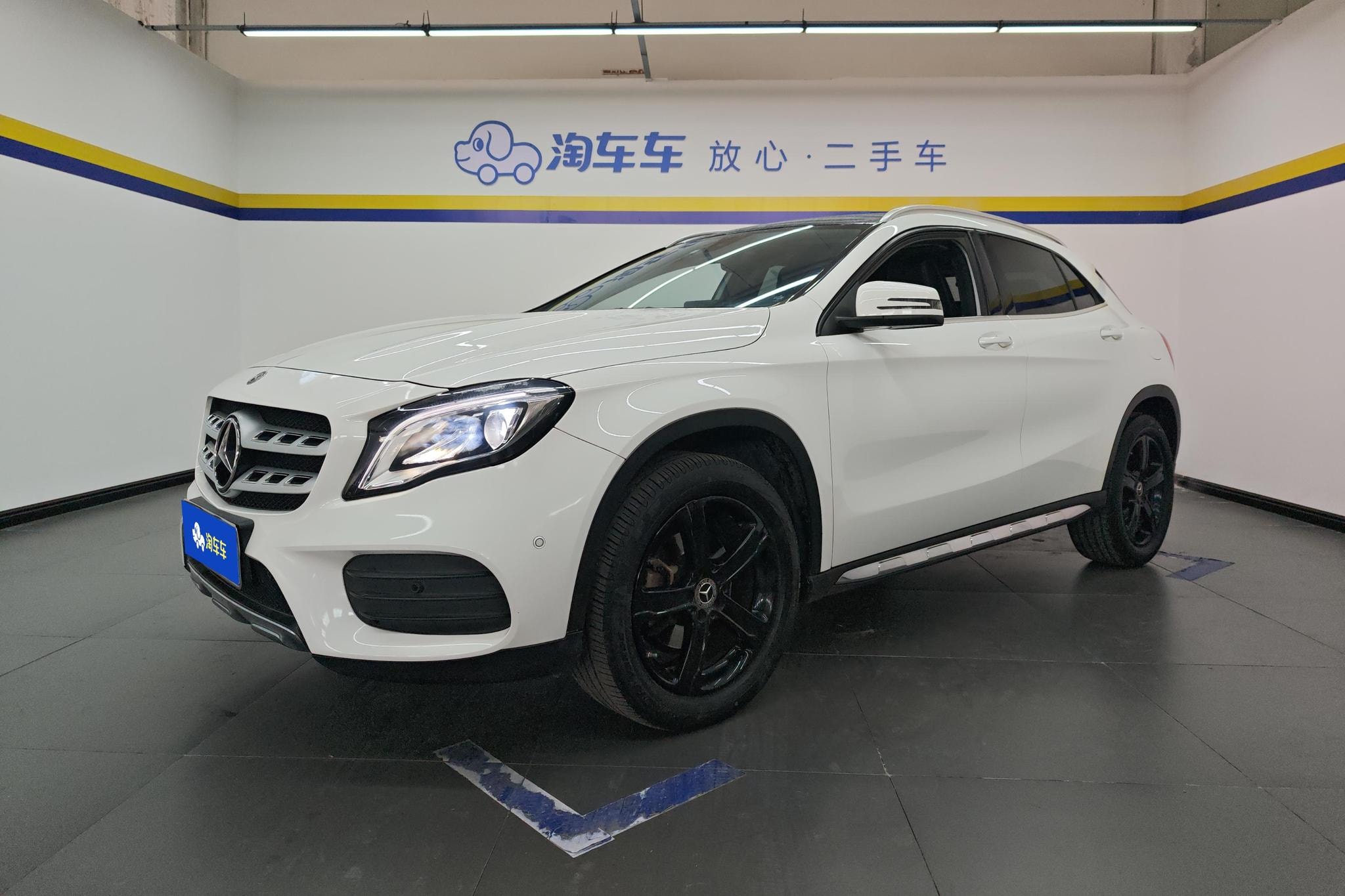 Main__Slider__Photo:undefined undefined 2019-0