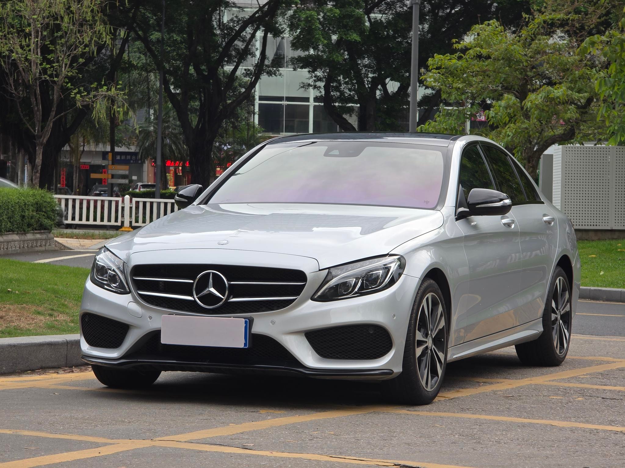 Main__Slider__Photo:undefined undefined 2015-0