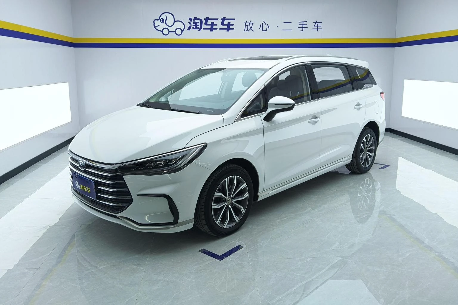 Main__Slider__Photo:undefined undefined 2021-0