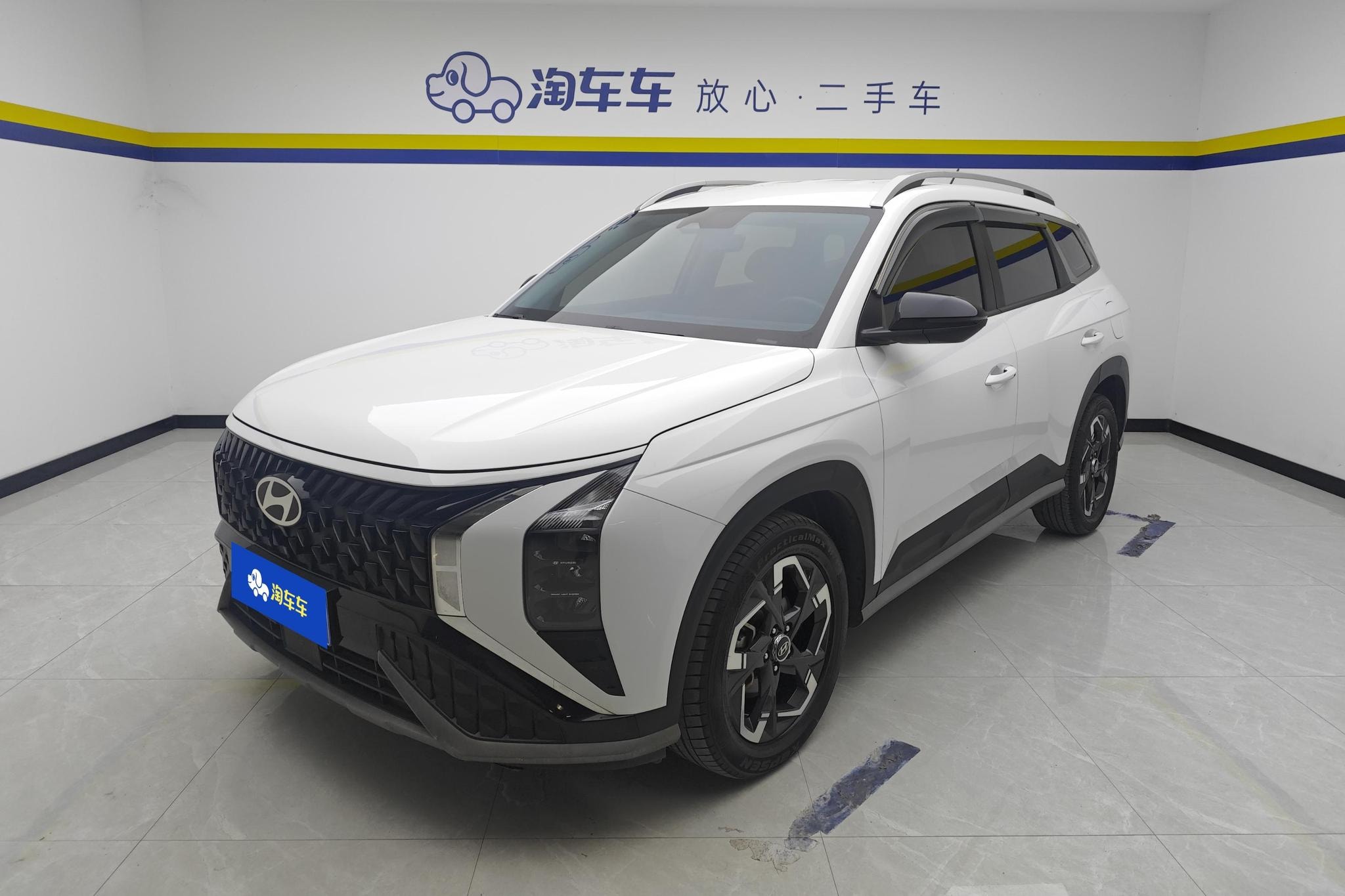 Main__Slider__Photo:undefined undefined 2023-0