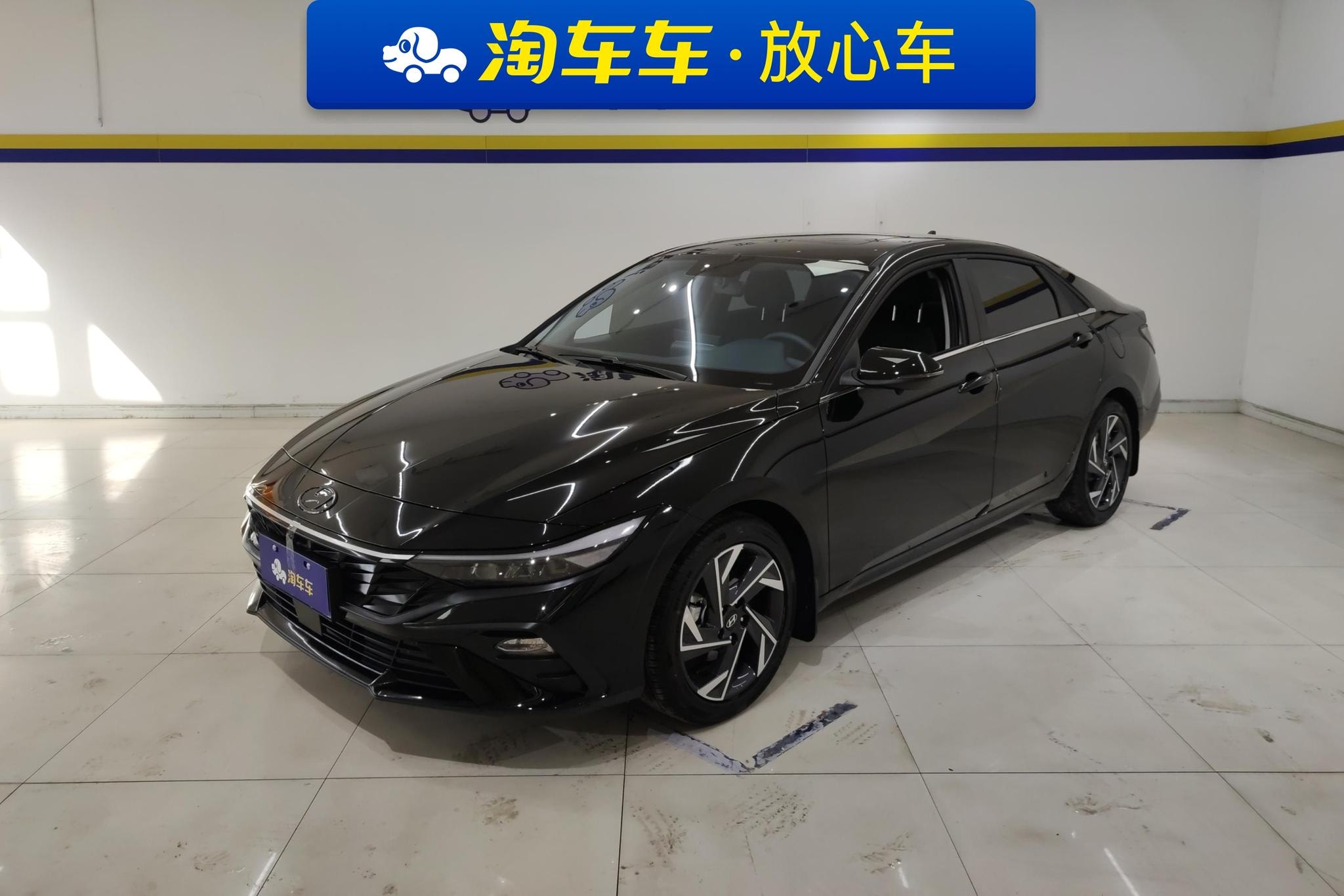 Main__Slider__Photo:undefined undefined 2023-0
