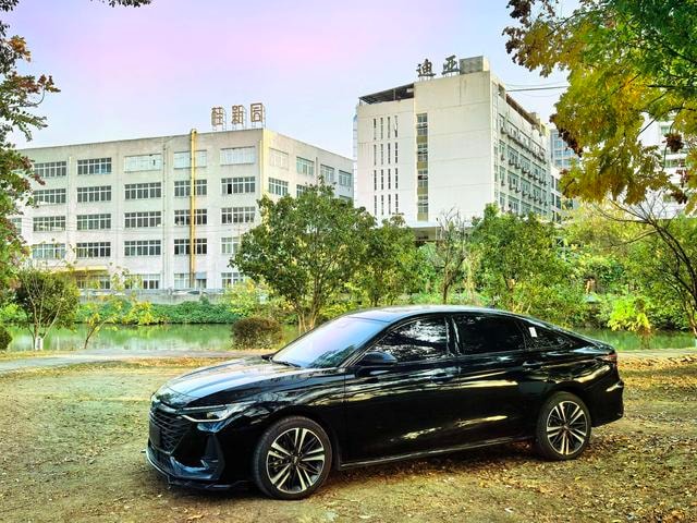 Main__Slider__Photo:undefined undefined 2025-0