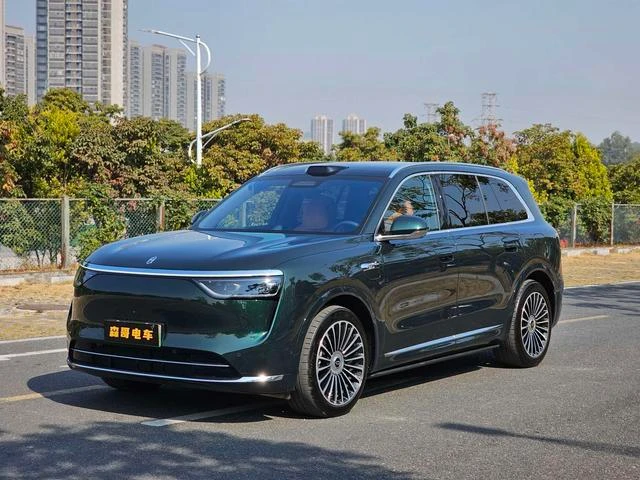 Main__Slider__Photo:undefined undefined 2025-0
