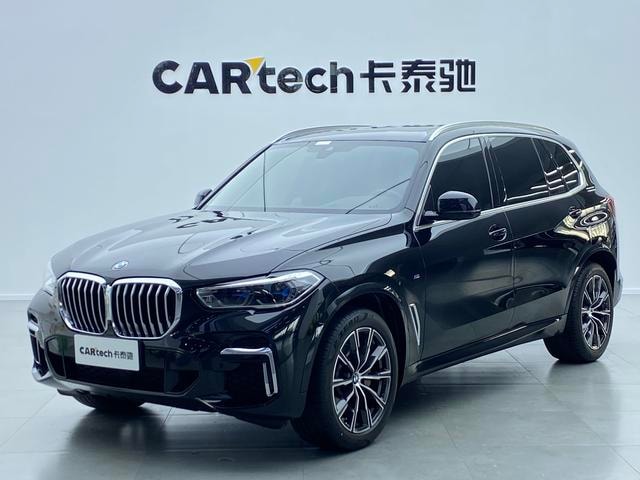 Main__Slider__Photo:undefined undefined 2022-0