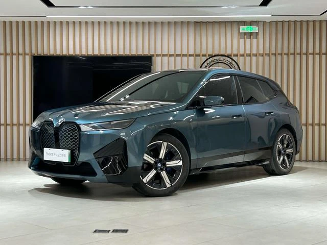 Main__Slider__Photo:undefined undefined 2023-0