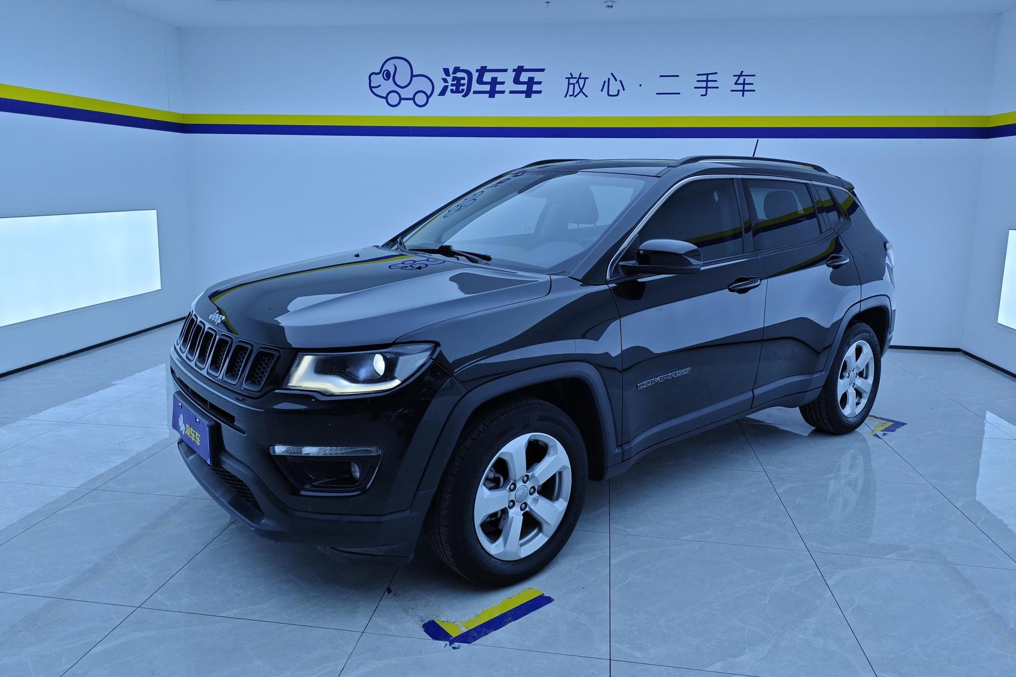 Main__Slider__Photo:undefined undefined 2019-0