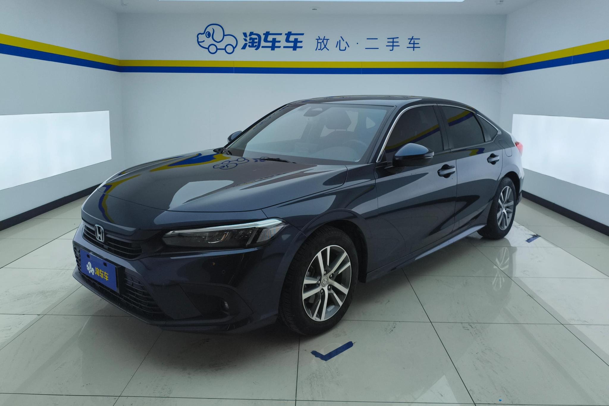 Main__Slider__Photo:undefined undefined 2023-0