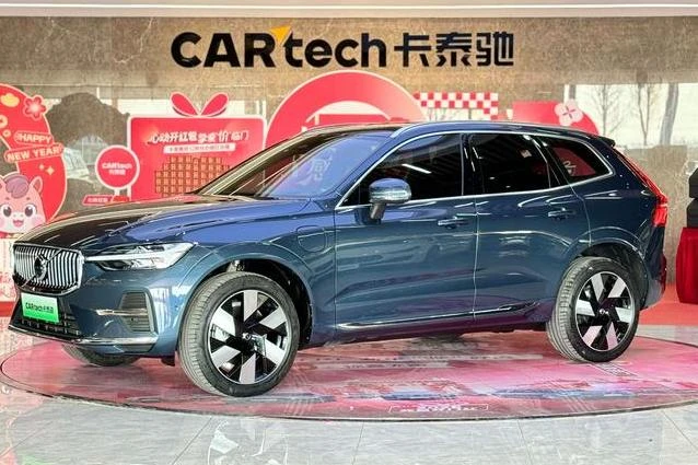 Main__Slider__Photo:undefined undefined 2025-0