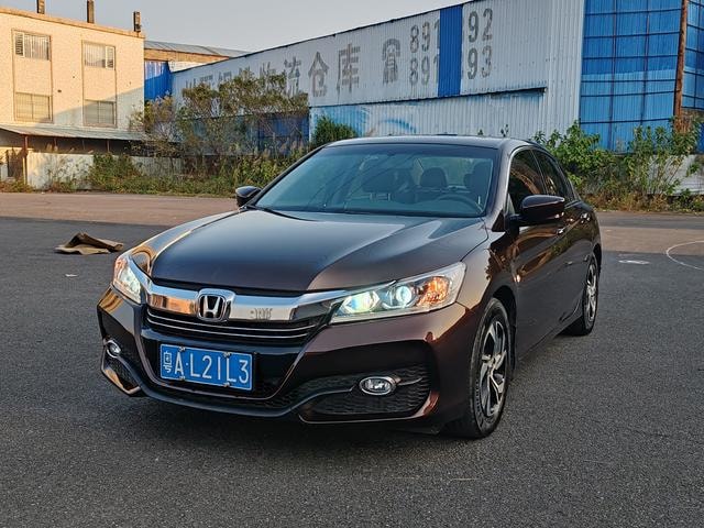 Main__Slider__Photo:undefined undefined 2016-0