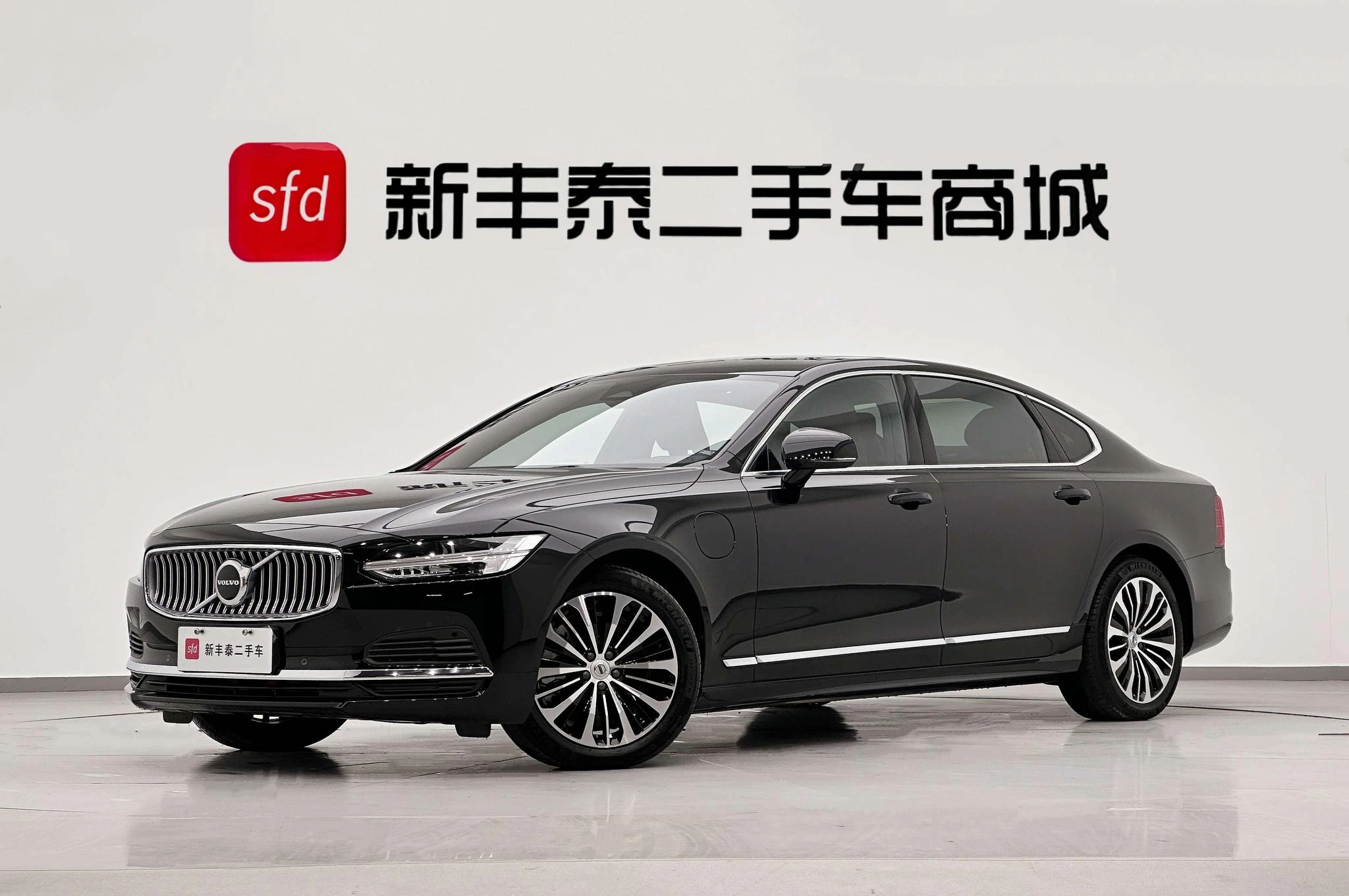 Main__Slider__Photo:undefined undefined 2024-0