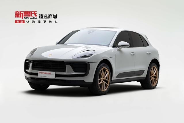 Main__Slider__Photo:undefined undefined 2023-0
