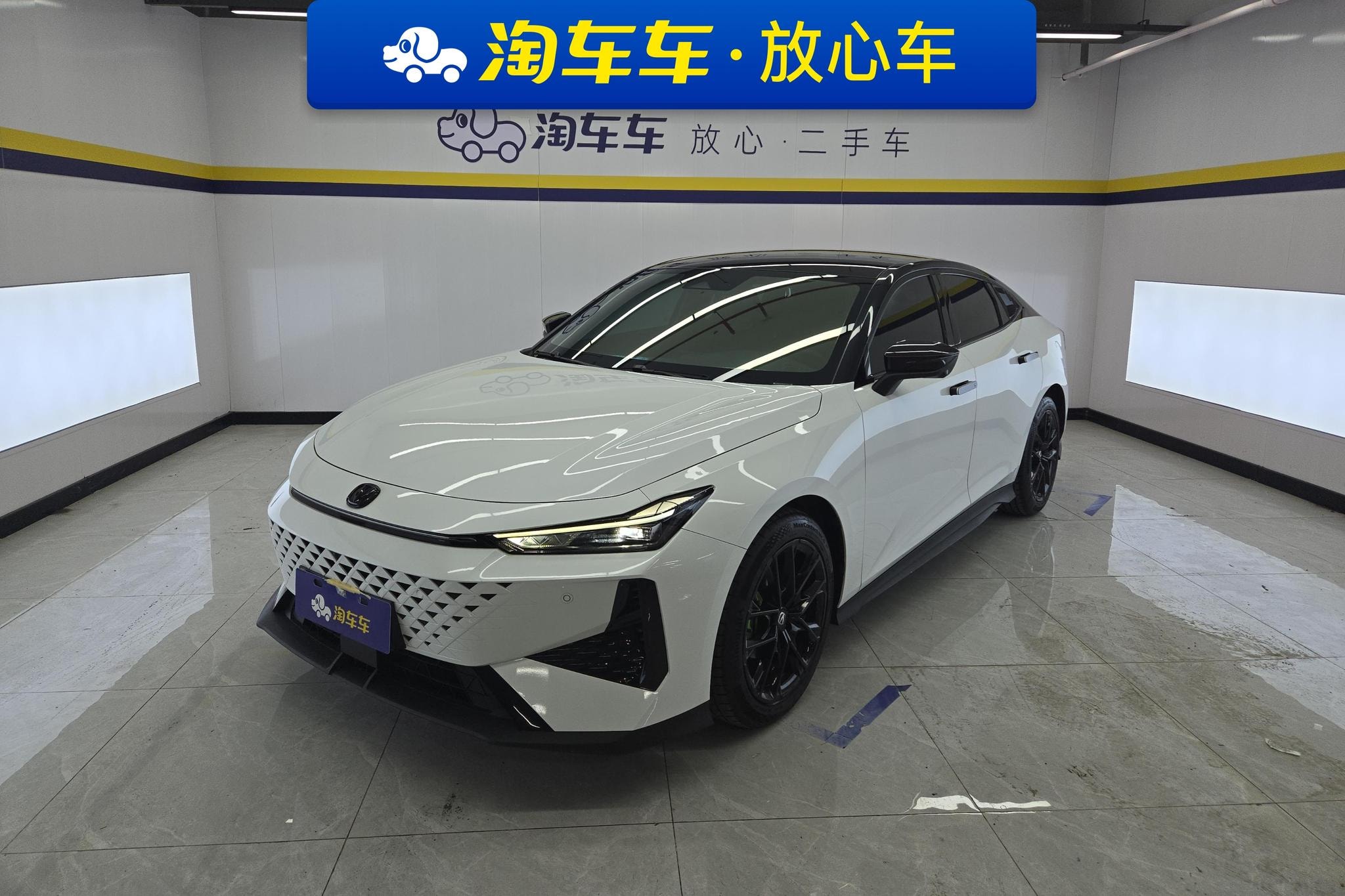 Main__Slider__Photo:undefined undefined 2024-0