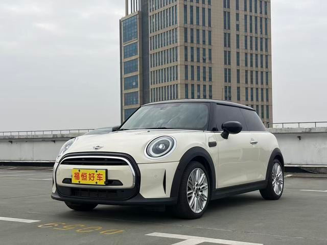 Main__Slider__Photo:undefined undefined 2022-0