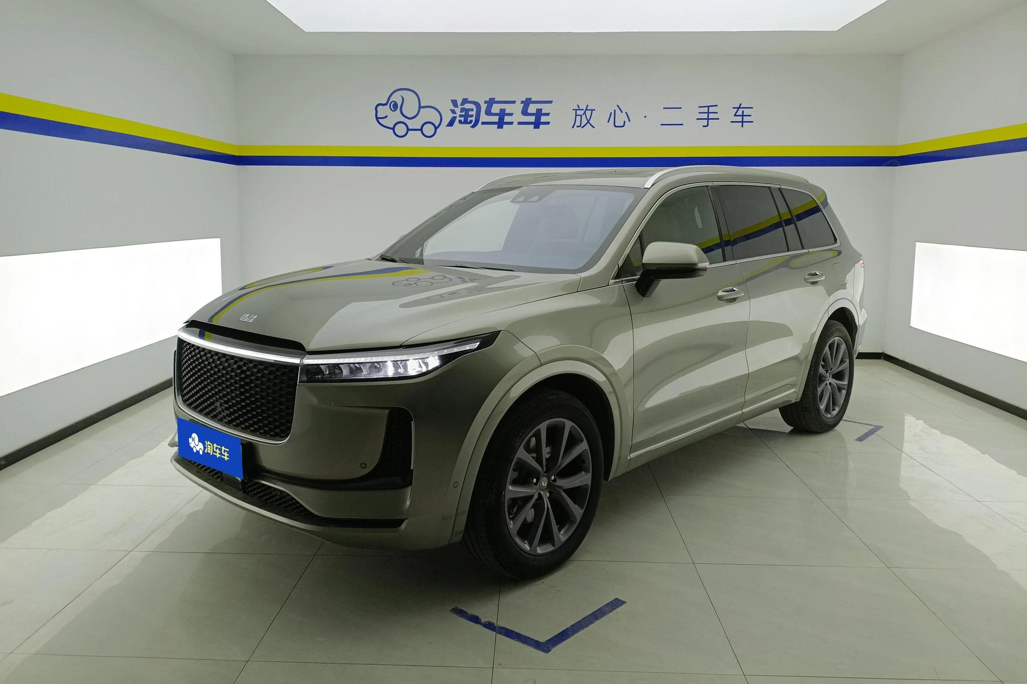 Main__Slider__Photo:undefined undefined 2020-0