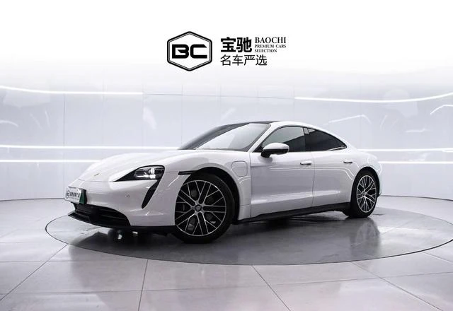 Main__Slider__Photo:undefined undefined 2022-0