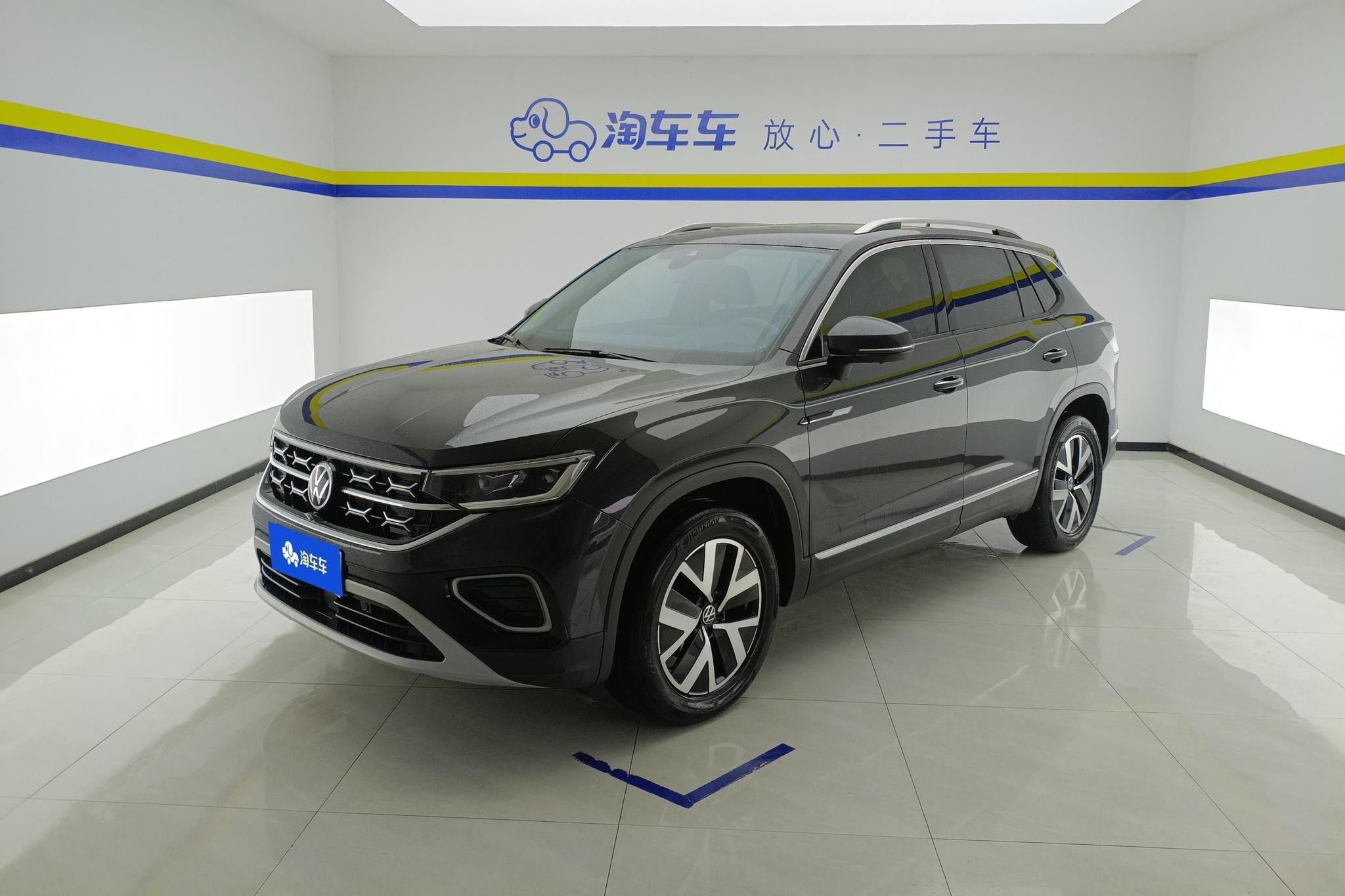 Main__Slider__Photo:undefined undefined 2024-0