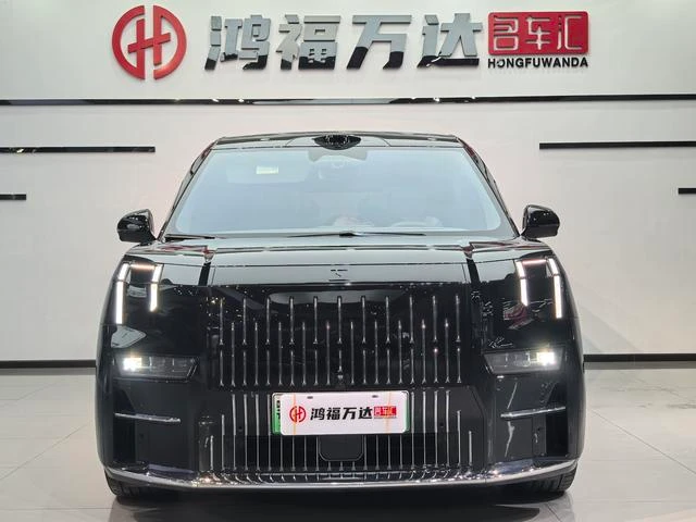 Main__Slider__Photo:undefined undefined 2024-1