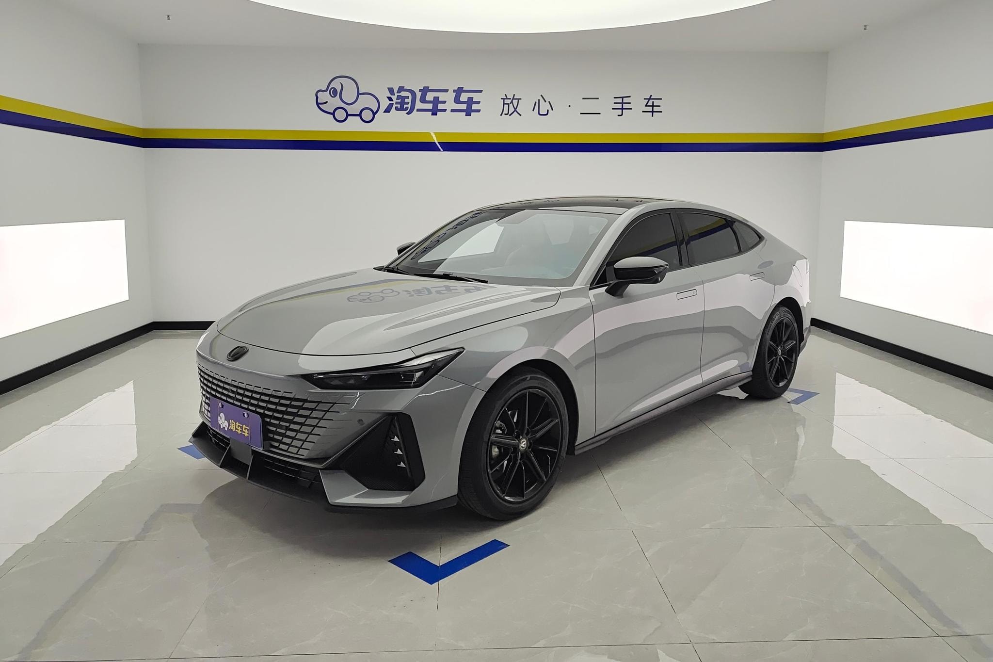 Main__Slider__Photo:undefined undefined 2022-0