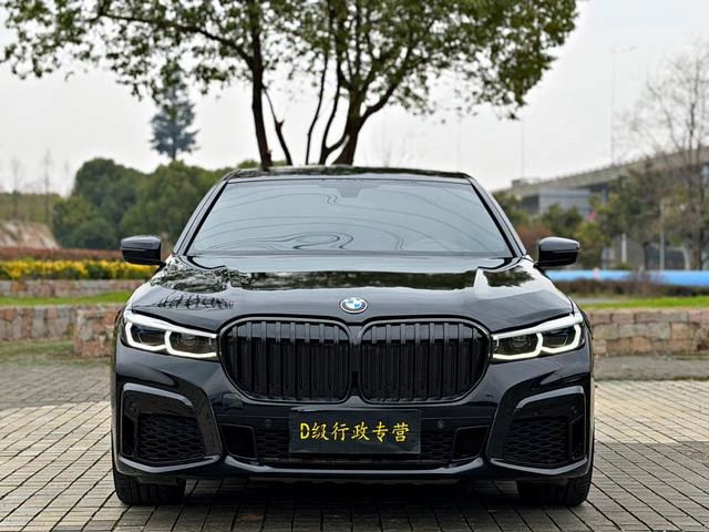 Main__Slider__Photo:undefined undefined 2018-1