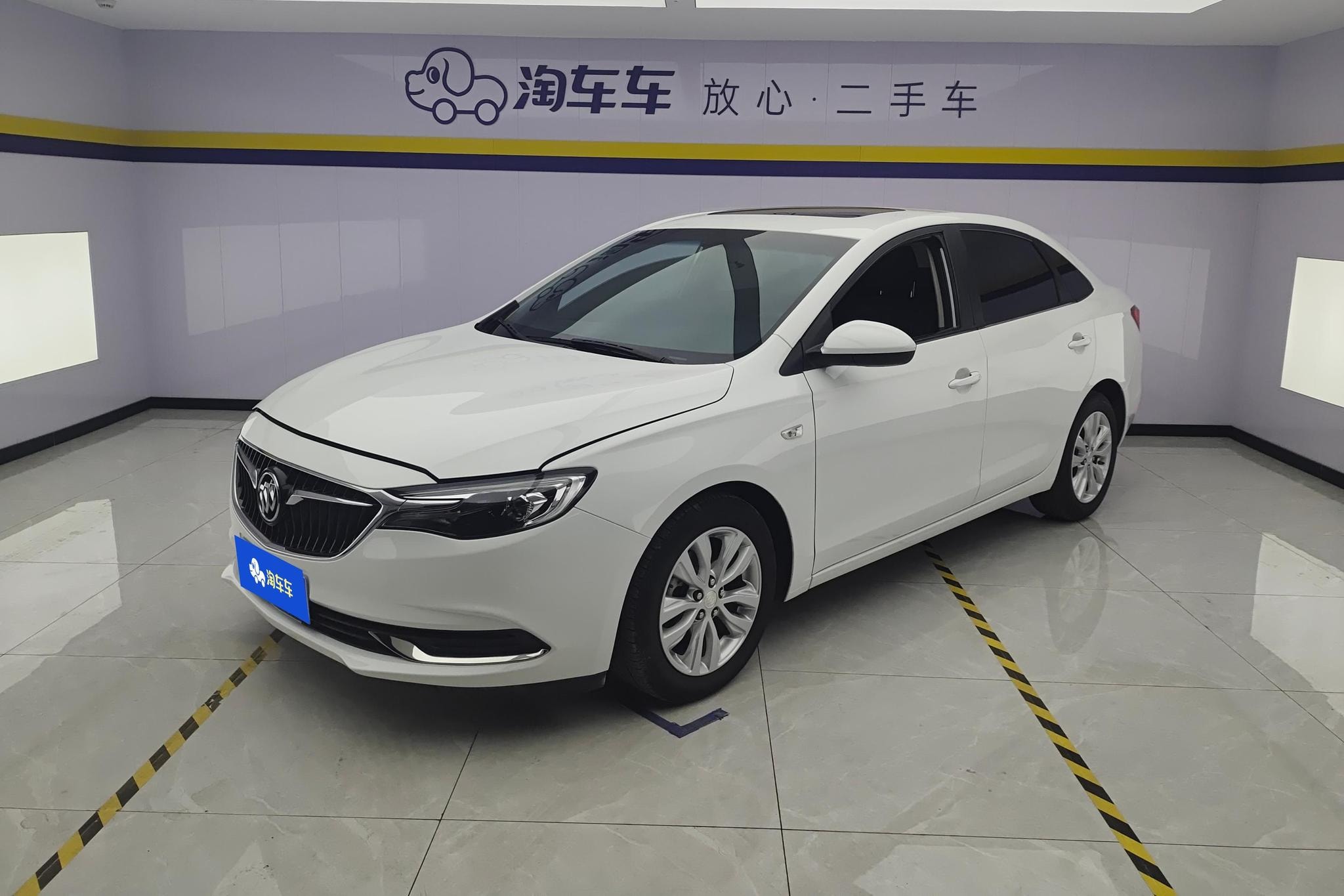 Main__Slider__Photo:undefined undefined 2021-0