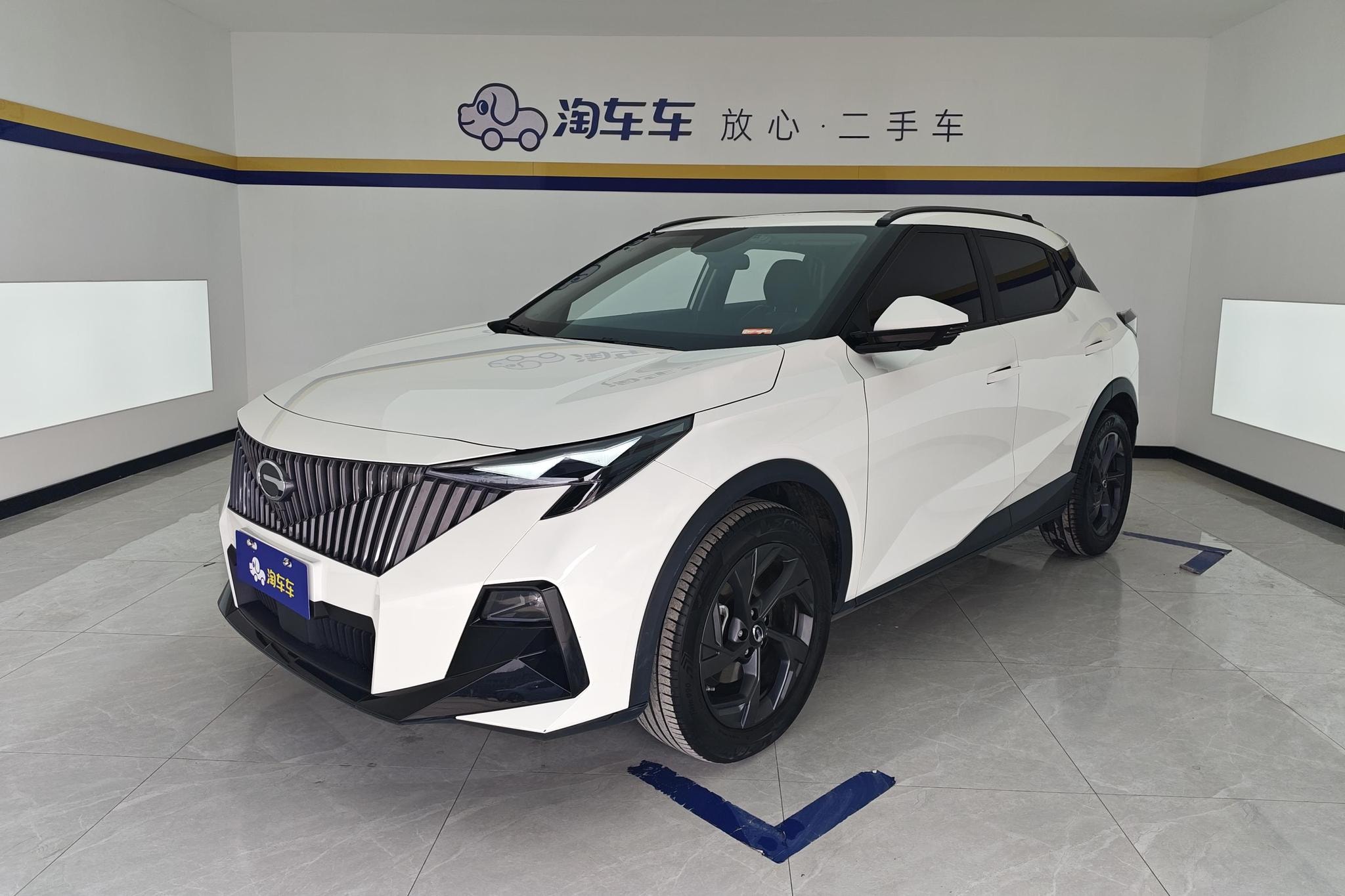 Main__Slider__Photo:undefined undefined 2023-0