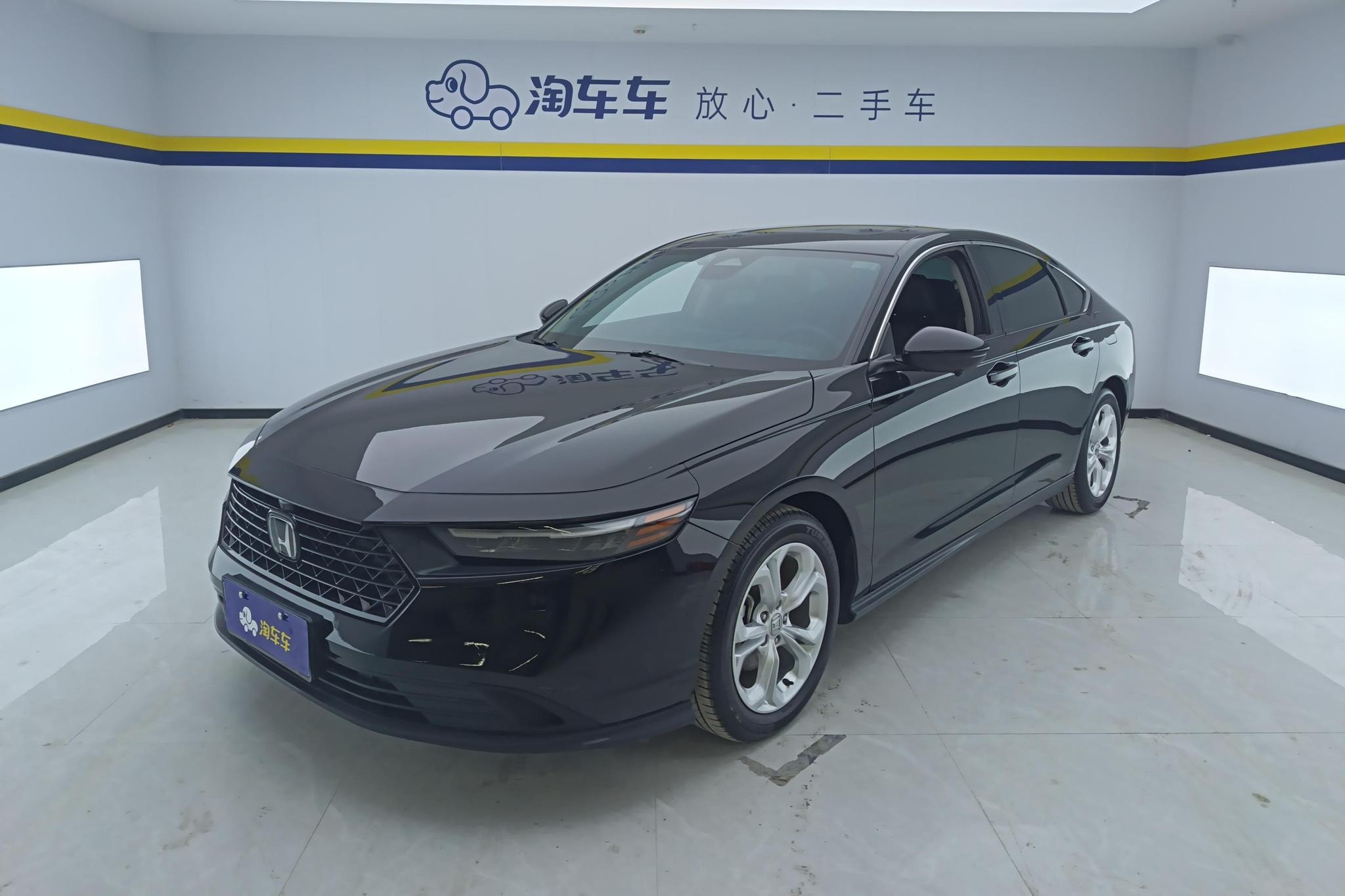 Main__Slider__Photo:undefined undefined 2024-0