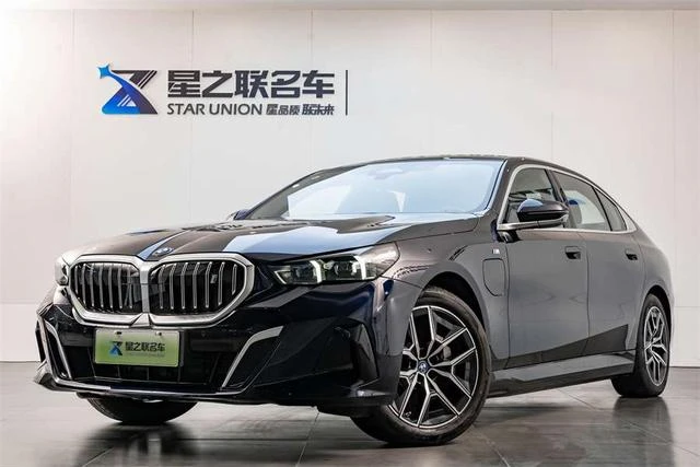 Main__Slider__Photo:undefined undefined 2025-0