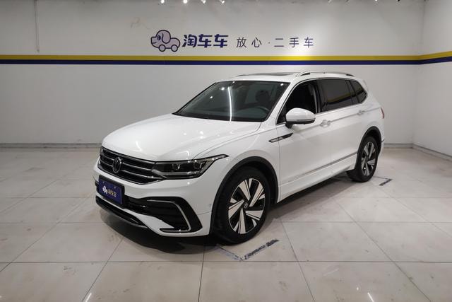 Main__Slider__Photo:undefined undefined 2023-0