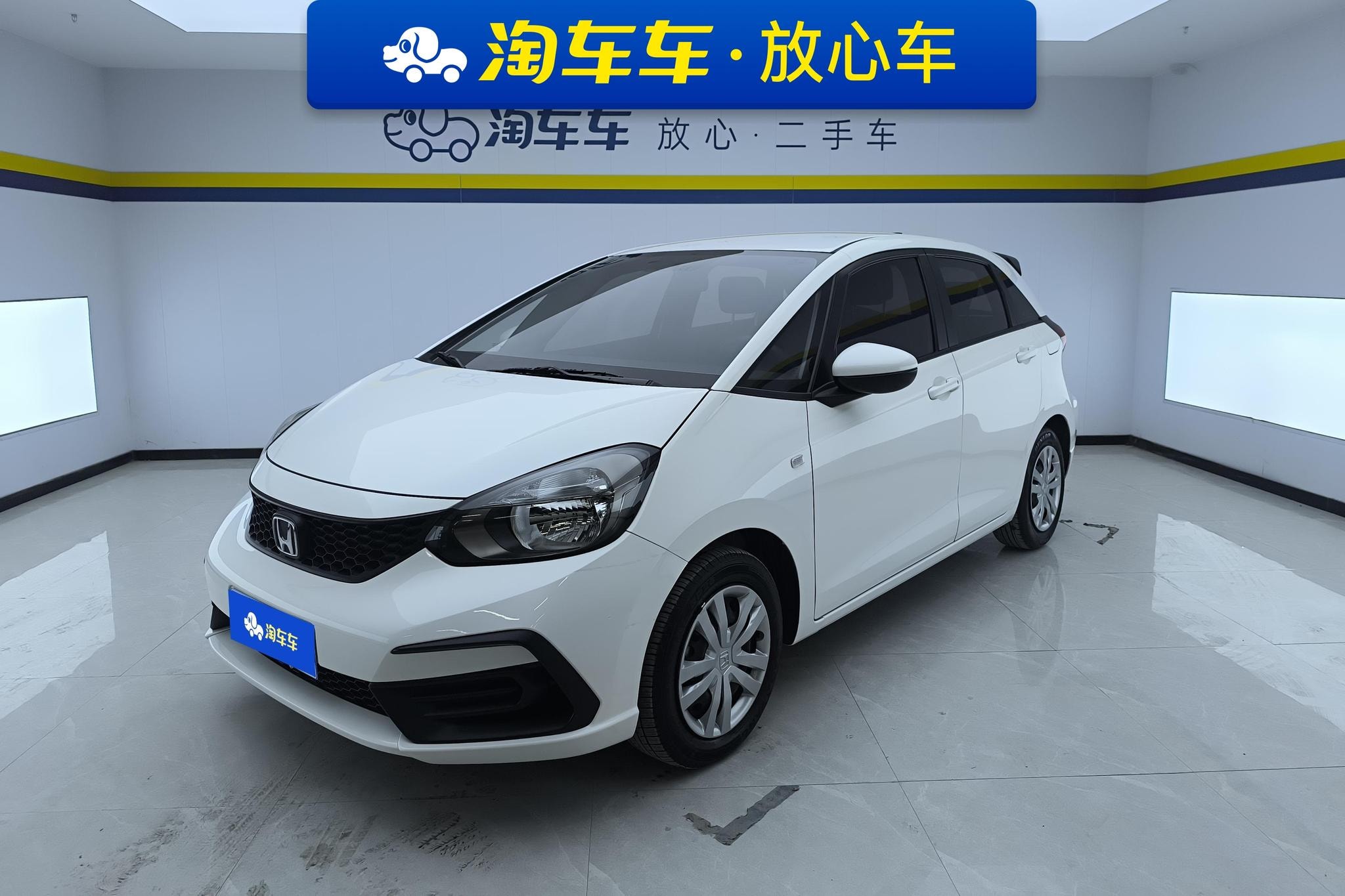 Main__Slider__Photo:undefined undefined 2021-0