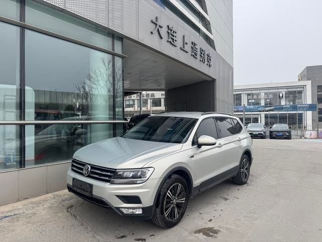 Main__Slider__Photo:undefined undefined 2019-0