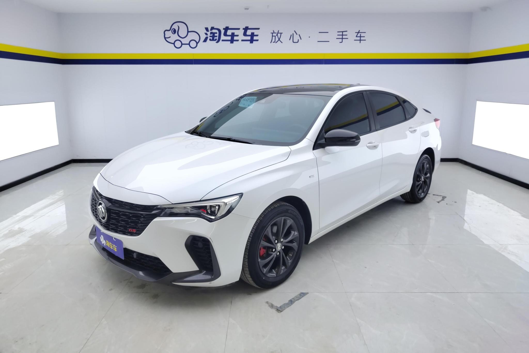 Main__Slider__Photo:undefined undefined 2023-0