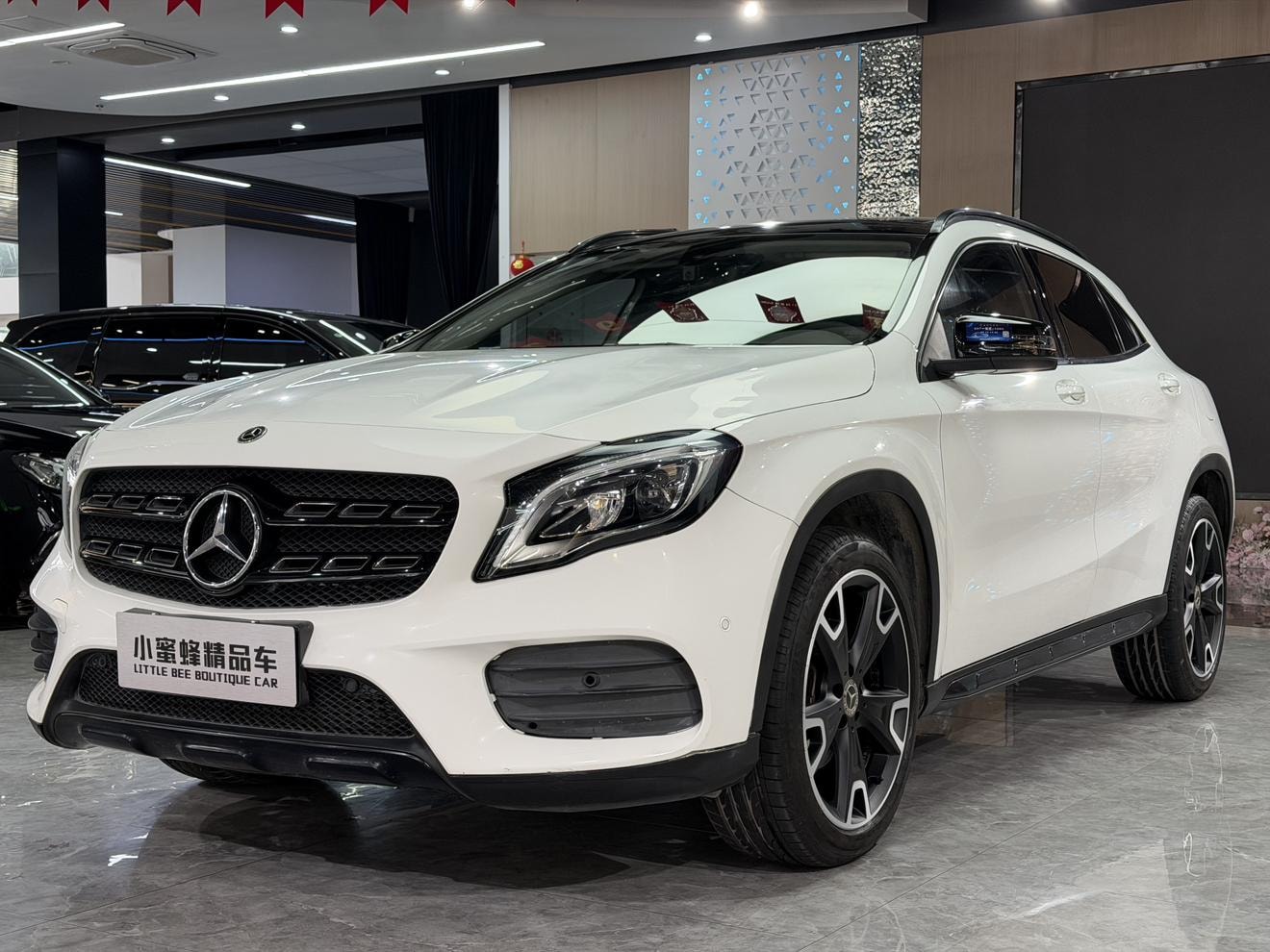 Main__Slider__Photo:undefined undefined 2018-0
