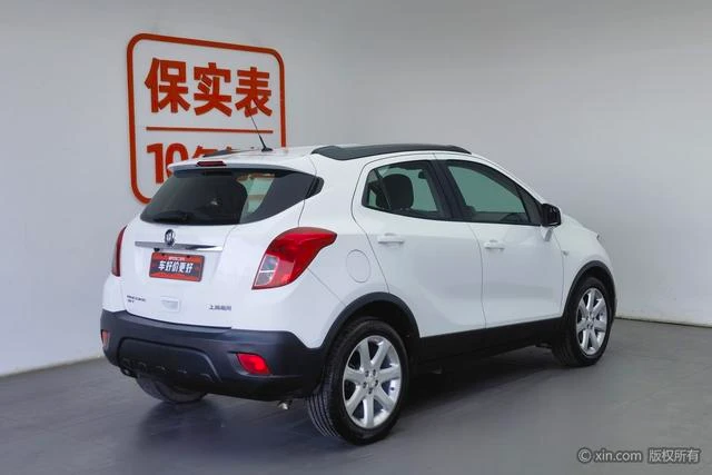 Main__Slider__Photo:undefined undefined 2015-1