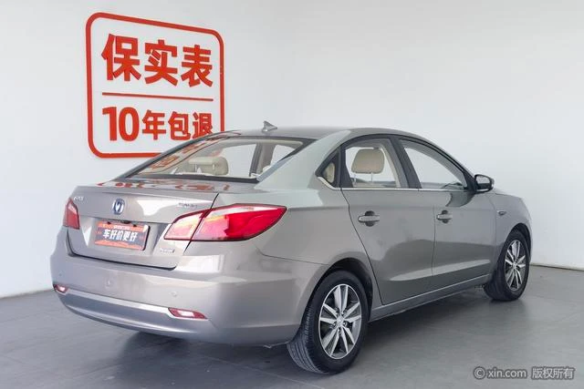 Main__Slider__Photo:undefined undefined 2015-1