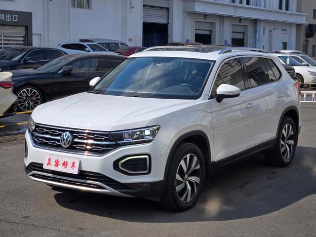 Main__Slider__Photo:undefined undefined 2019-0