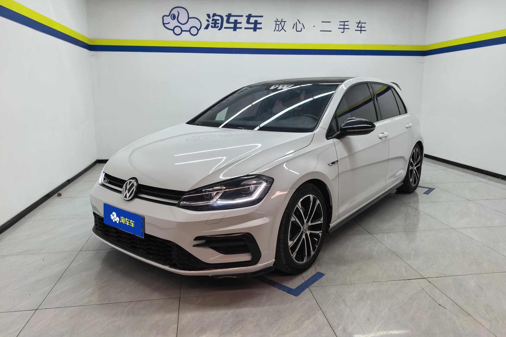 Main__Slider__Photo:undefined undefined 2019-0