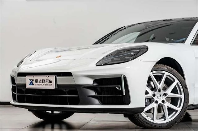 Main__Slider__Photo:undefined undefined 2024-1