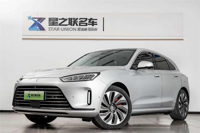 Main__Slider__Photo:undefined undefined 2022-0