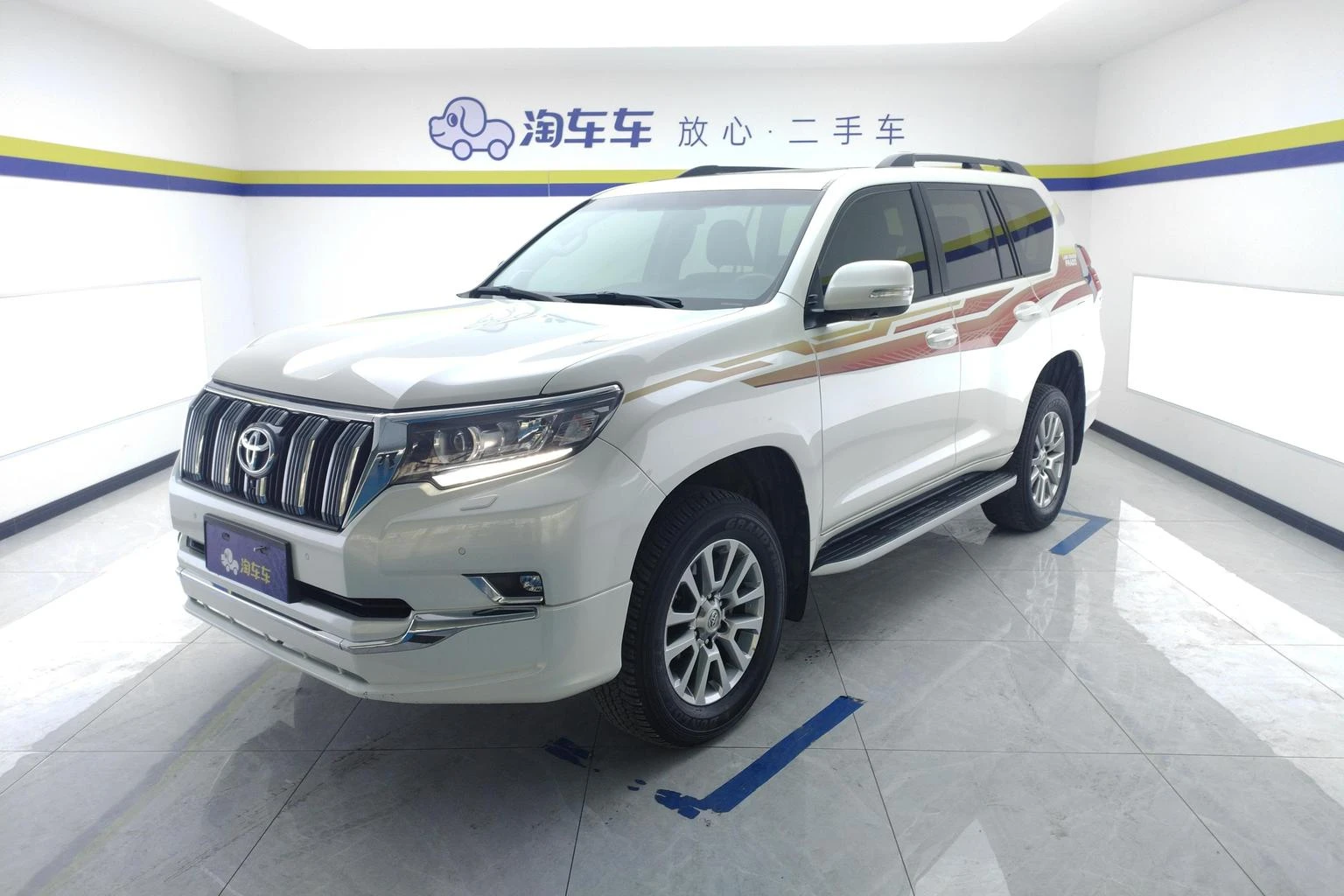 Main__Slider__Photo:undefined undefined 2019-0