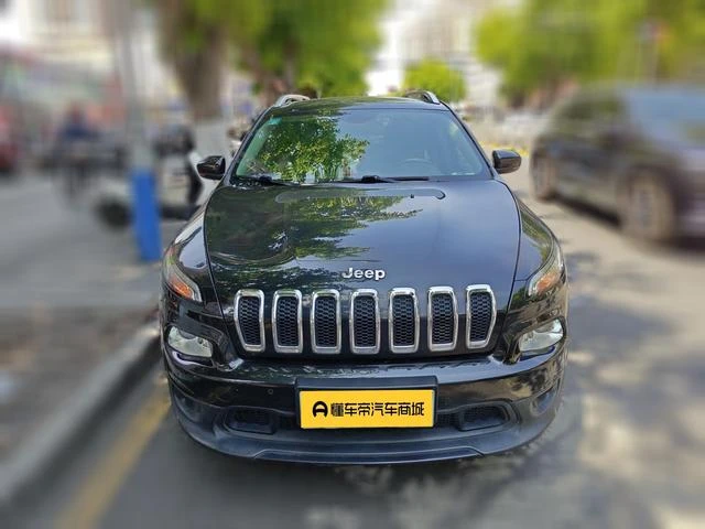 Main__Slider__Photo:undefined undefined 2016-1
