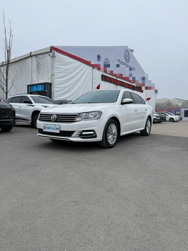 Main__Slider__Photo:undefined undefined 2019-0
