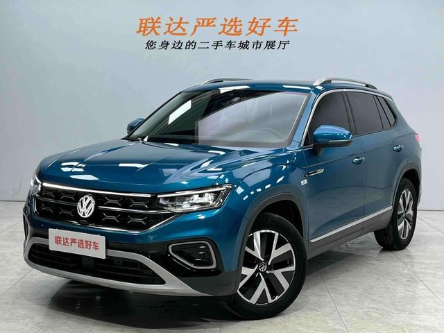 Main__Slider__Photo:undefined undefined 2023-0
