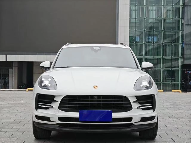 Main__Slider__Photo:undefined undefined 2020-1