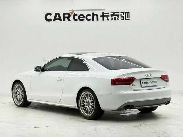 Main__Slider__Photo:undefined undefined 2010-1