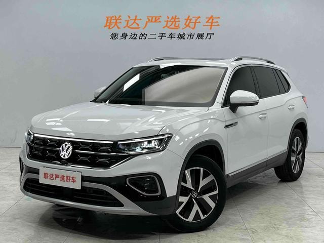 Main__Slider__Photo:undefined undefined 2023-0